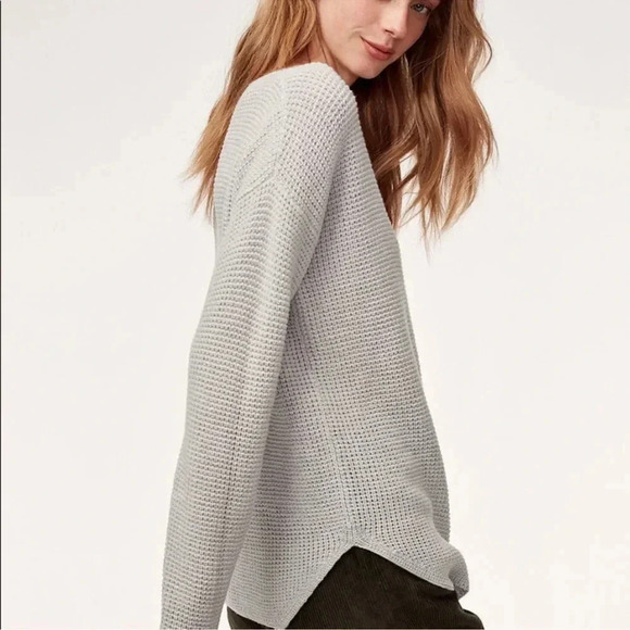 Aritzia Wilfred Free Wolter Wool Grey V-Neck Long Sleeve Knit sweater Size Small - Picture 2 of 10